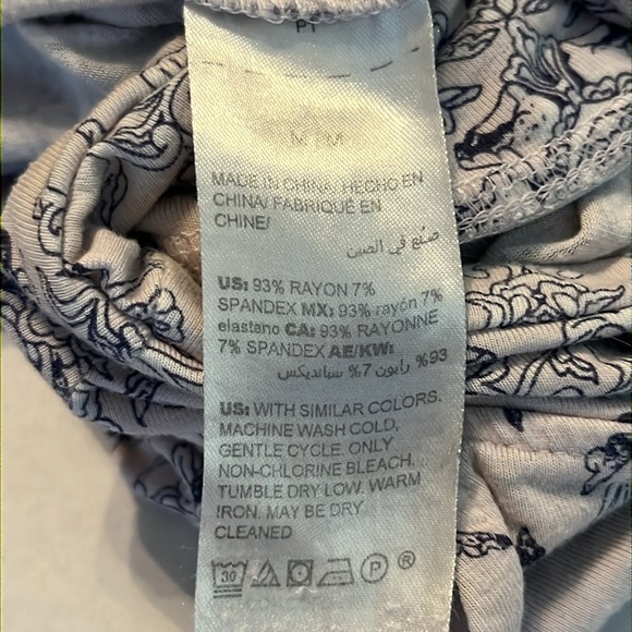 Cool Nights Springtime Scroll With Navy Pajama Pants Size M - Picture 9 of 10